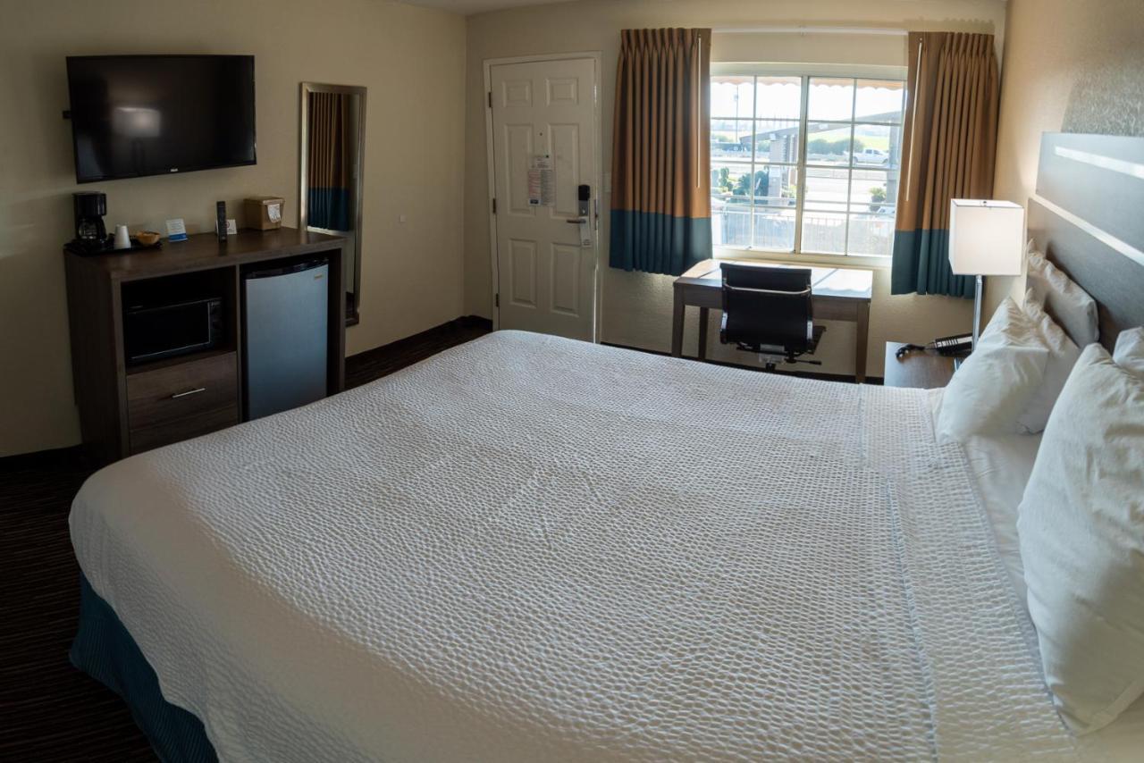 Rodeway Inn Near University-Gateway To Yosemite Merced Ngoại thất bức ảnh