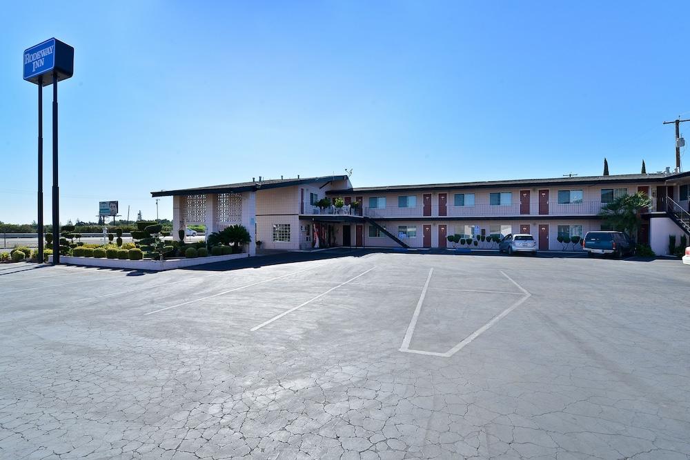 Rodeway Inn Near University-Gateway To Yosemite Merced Ngoại thất bức ảnh