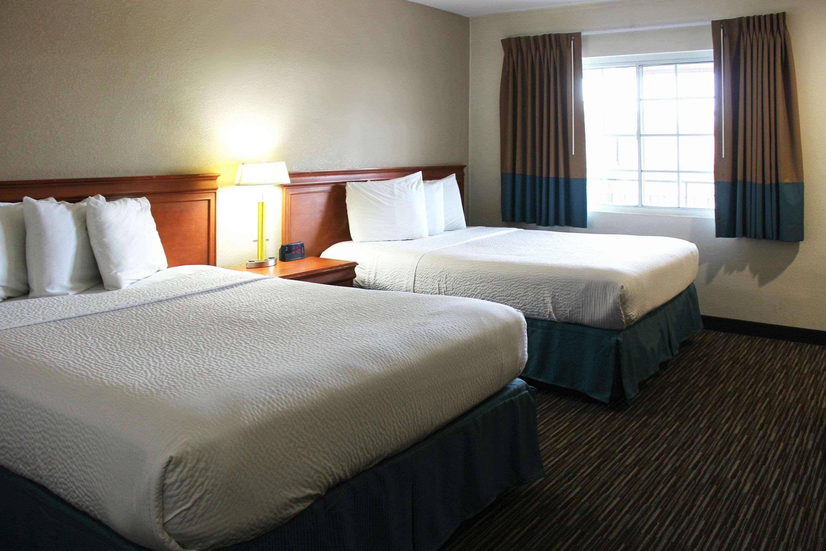 Rodeway Inn Near University-Gateway To Yosemite Merced Ngoại thất bức ảnh