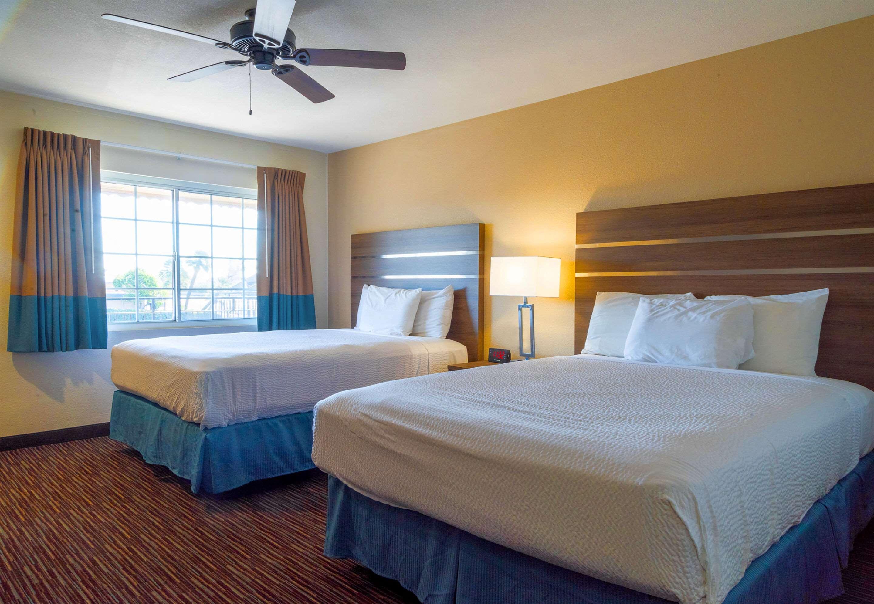 Rodeway Inn Near University-Gateway To Yosemite Merced Ngoại thất bức ảnh