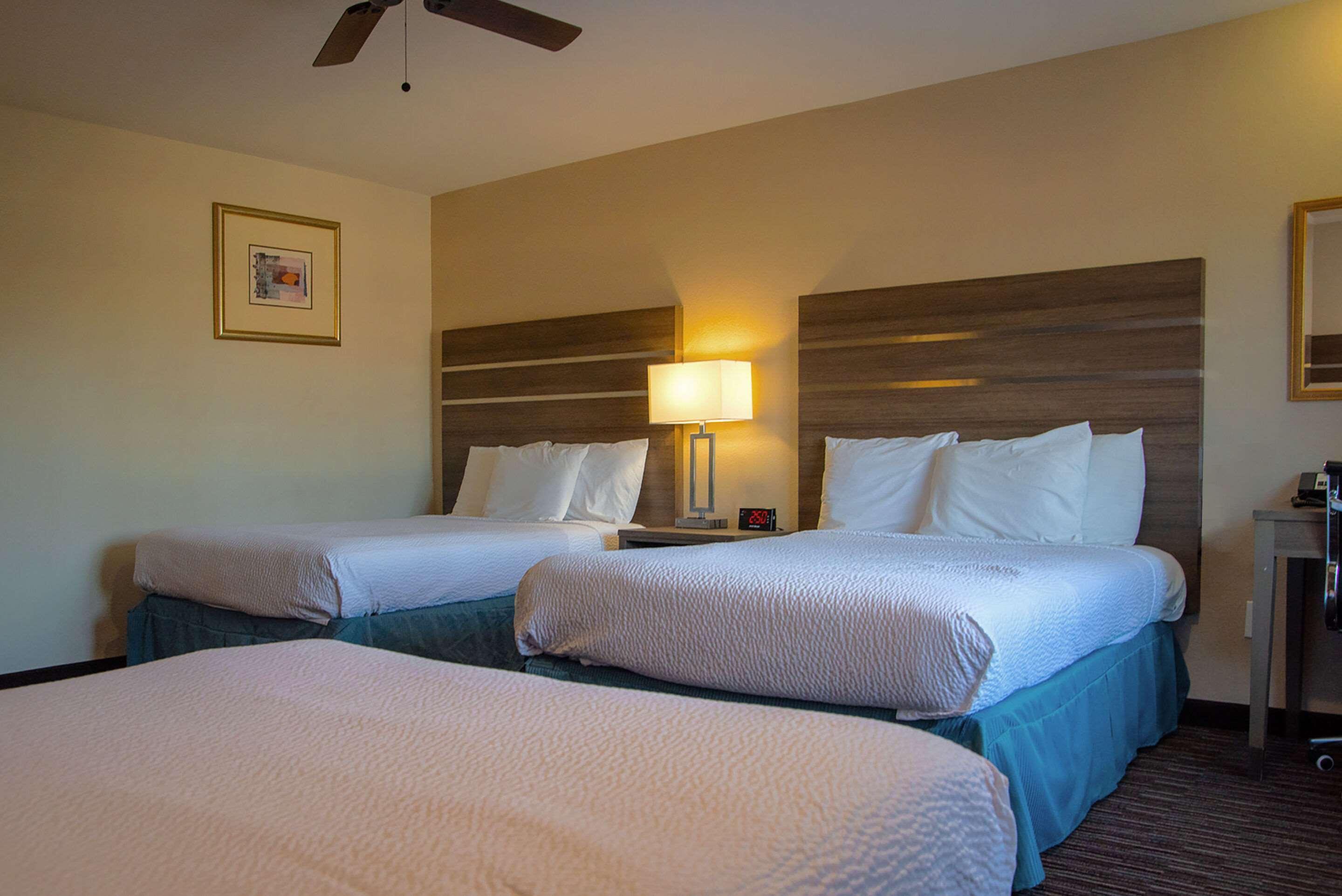 Rodeway Inn Near University-Gateway To Yosemite Merced Ngoại thất bức ảnh
