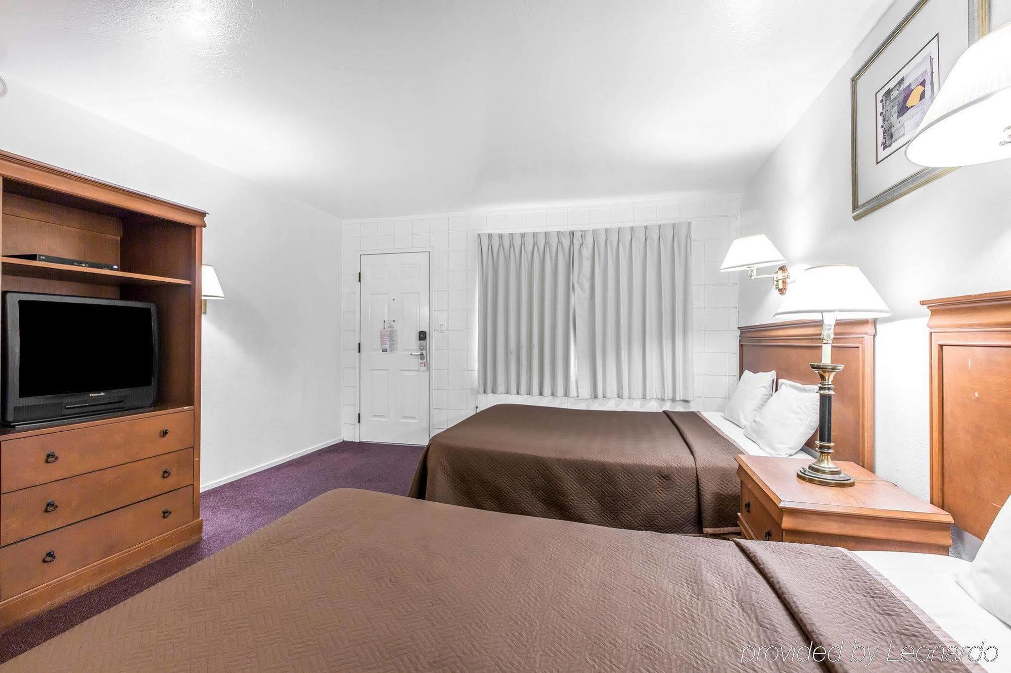 Rodeway Inn Near University-Gateway To Yosemite Merced Ngoại thất bức ảnh